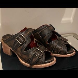 Freebird Caprice Sandals NWOT